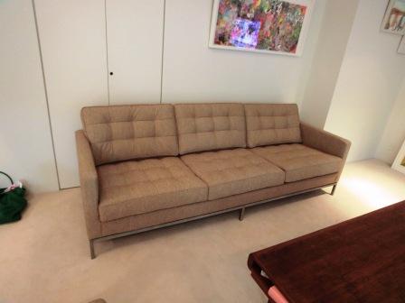 Knoll sofa Reupholstered